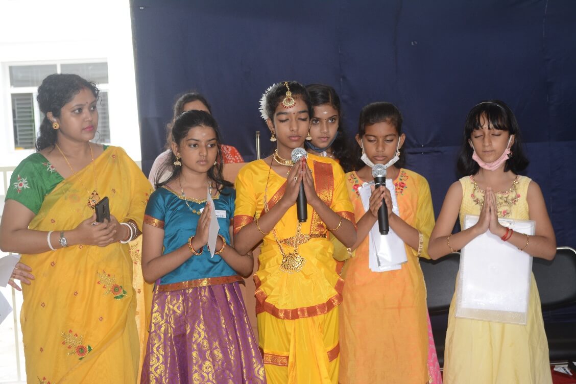 guru-purnima-2022-amrita-international-vidyalayam-01.jpg